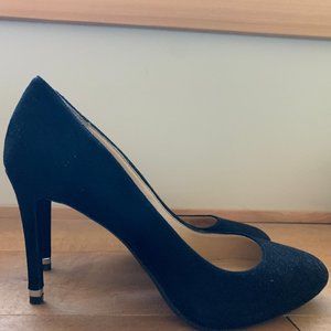 Micheal Kors Velvet Heels